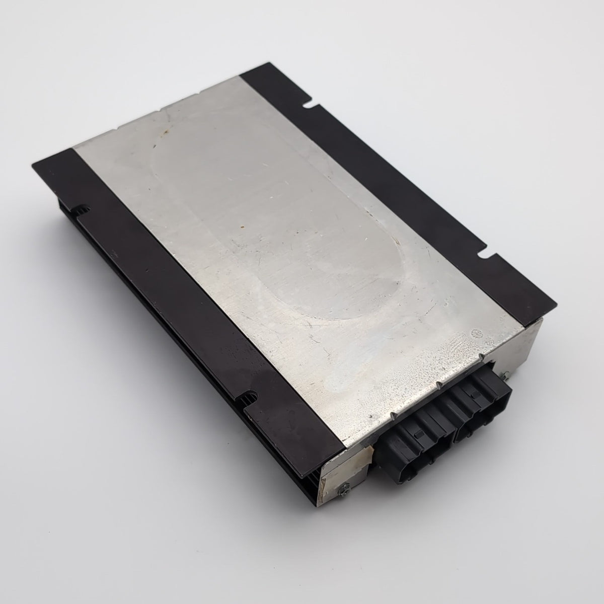 2004 Volkswagen Touareg Amplifier Hi-Fi Sound System 7L6035456A Power Amp