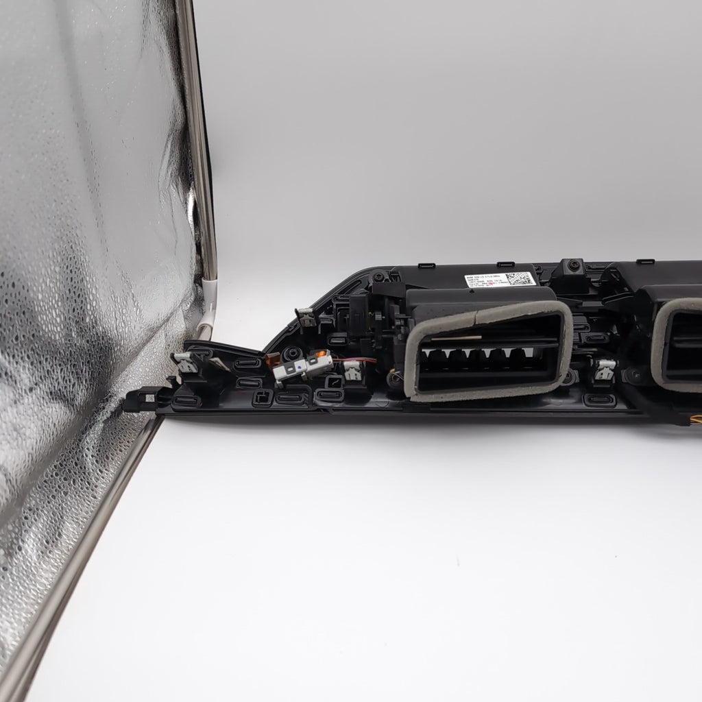 2025 2026 BMW G20 G28 G22 G23 G26 Dash Air Vent Assembly Fine Line Hellopo Trim