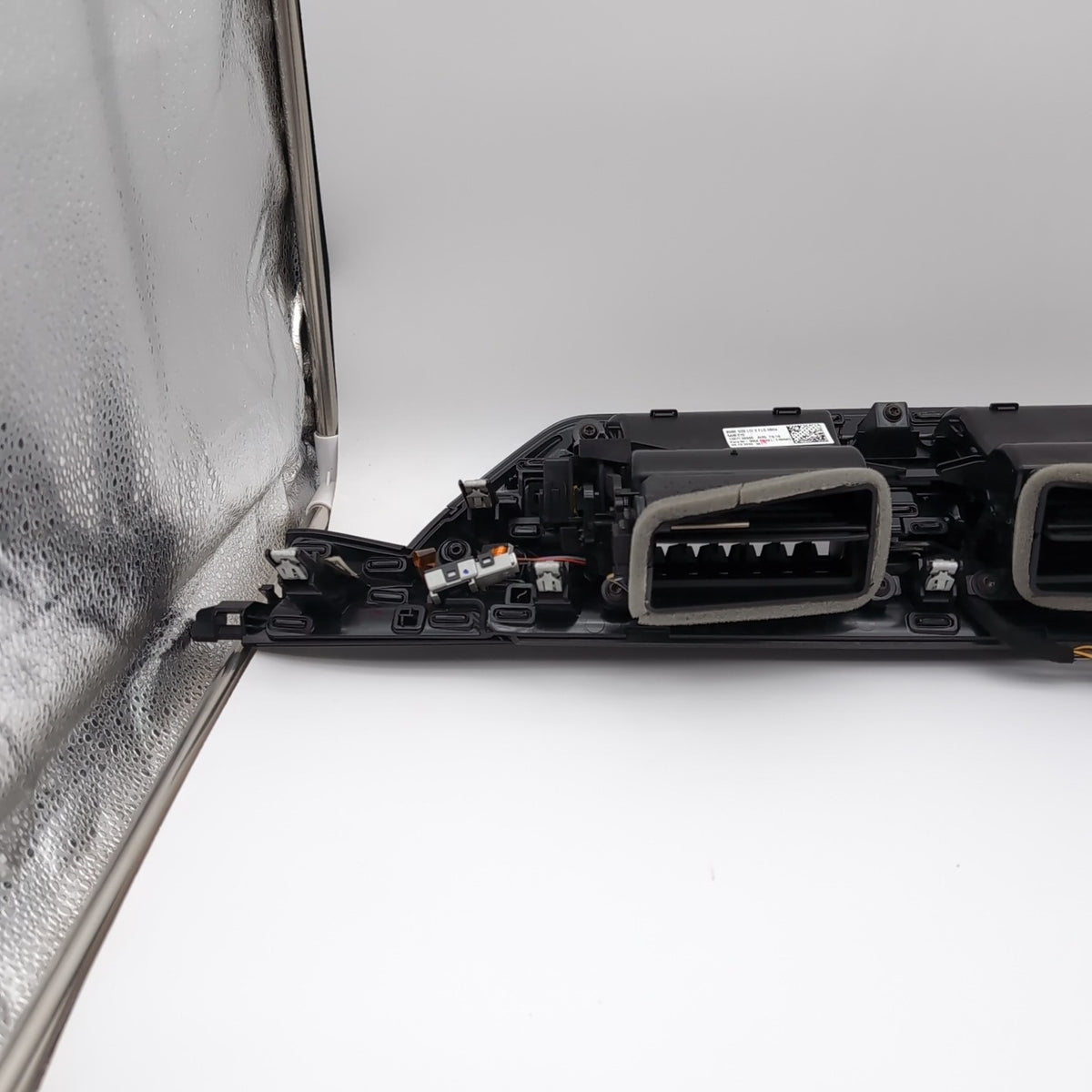 2025 2026 BMW G20 G28 G22 G23 G26 Dash Air Vent Assembly Fine Line Hellopo Trim