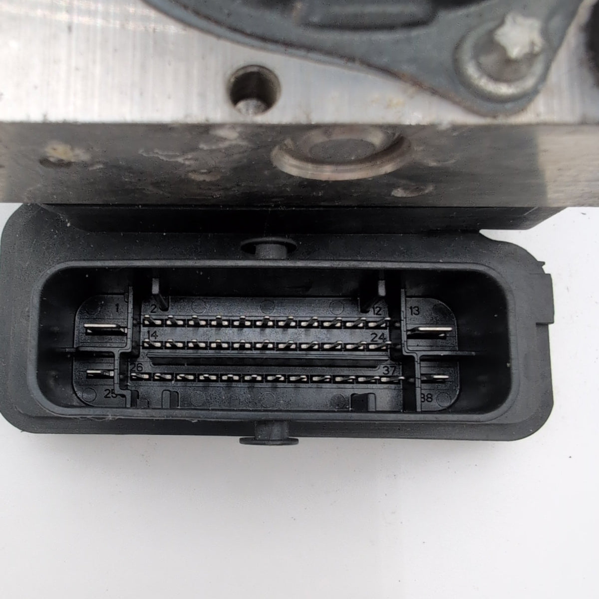 2014 2015 Mercedes CLA250 W117 ABS Anti Lock Brake Pump Control Unit A0094316412