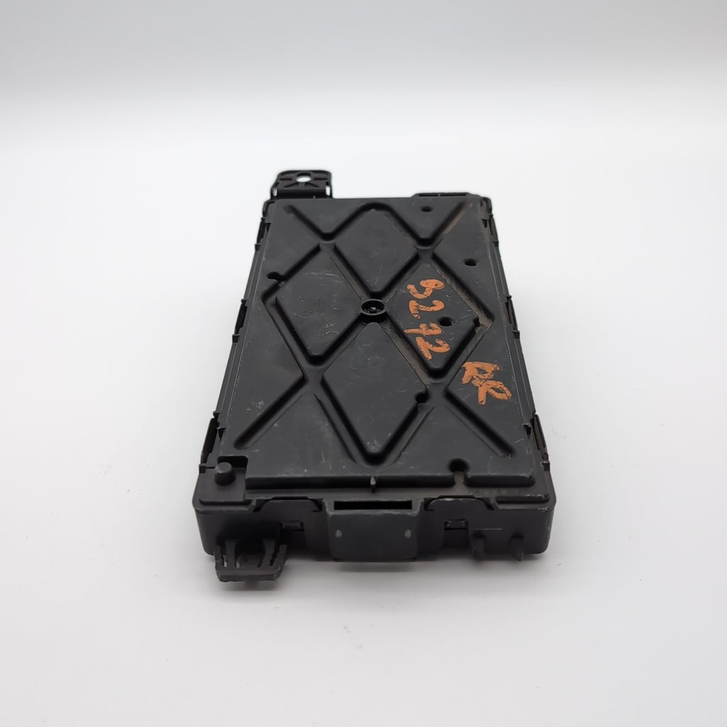 2012- 2016 BMW 335i F30 REAR FUSE BOX BCM BODY CONTROL MODULE OEM 9293309
