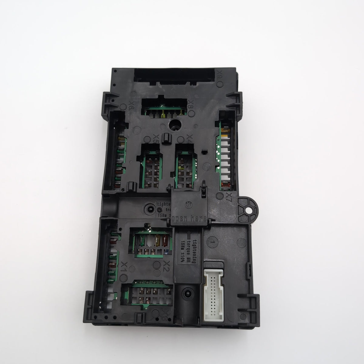 2021 - 2026 BMW M440i G20 G26 G80 G82 G83 G87 Rear Power Distribution Fuse Box