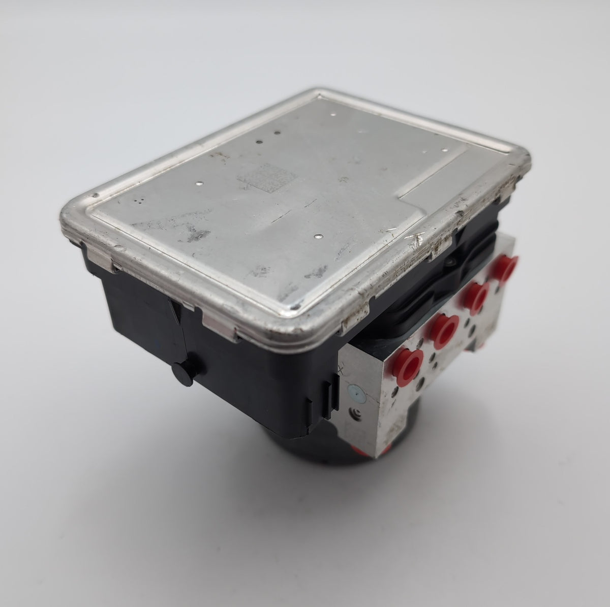 2020- 2023 Mazda CX30 2.5L ABS Anti Lock Brake Pump Control Unit DGJ1437A0