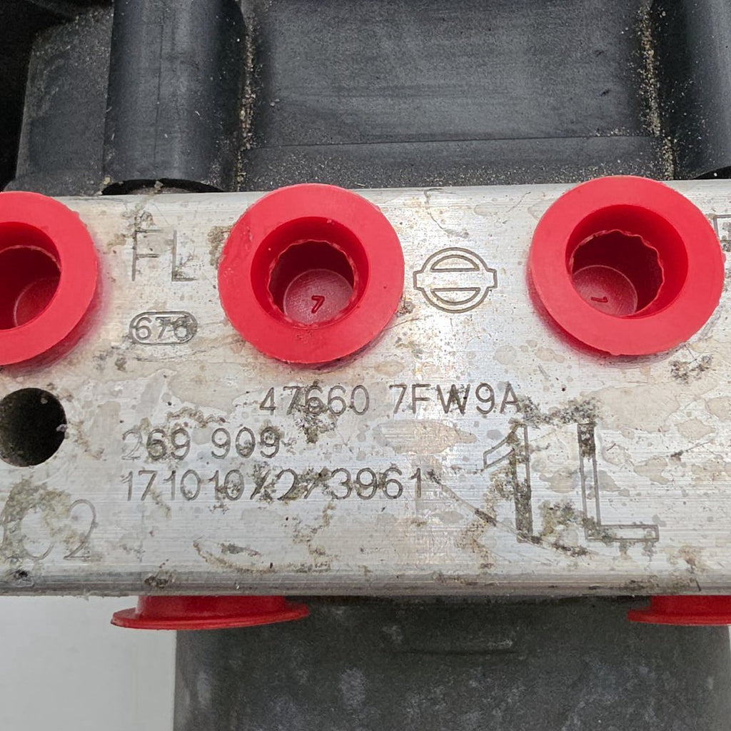 2018 Nissan Rogue 2.5L ABS Anti Lock Brake Pump 476607FW9A
