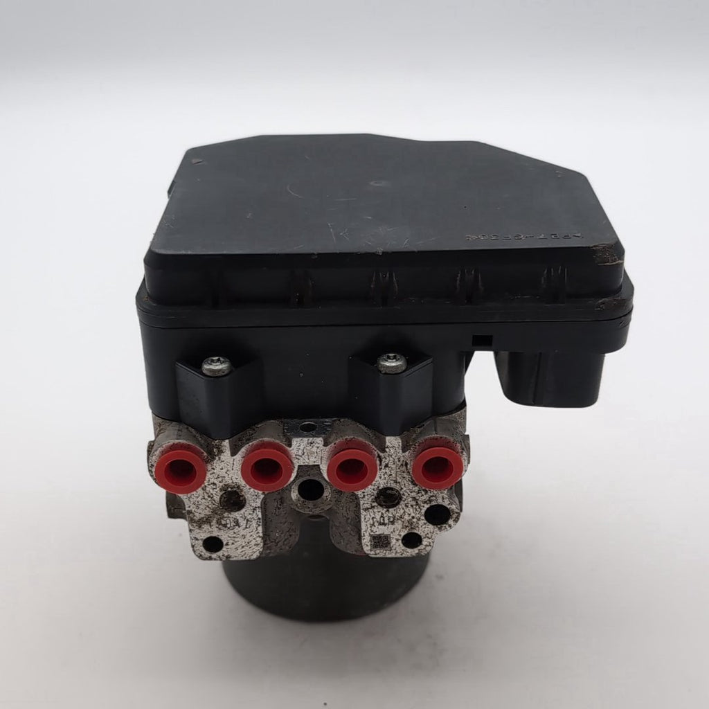 2015 Toyota RAV4 2.5L ABS Anti Lock Brake Pump 44540-42272