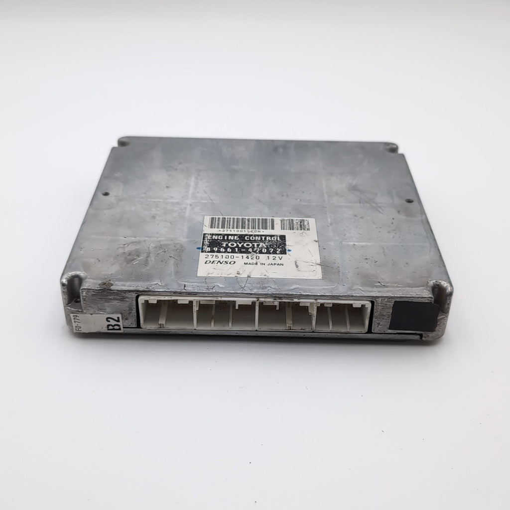 2004 2005 Toyota Prius Engine Control Unit Module ECU ECM 89661-47072