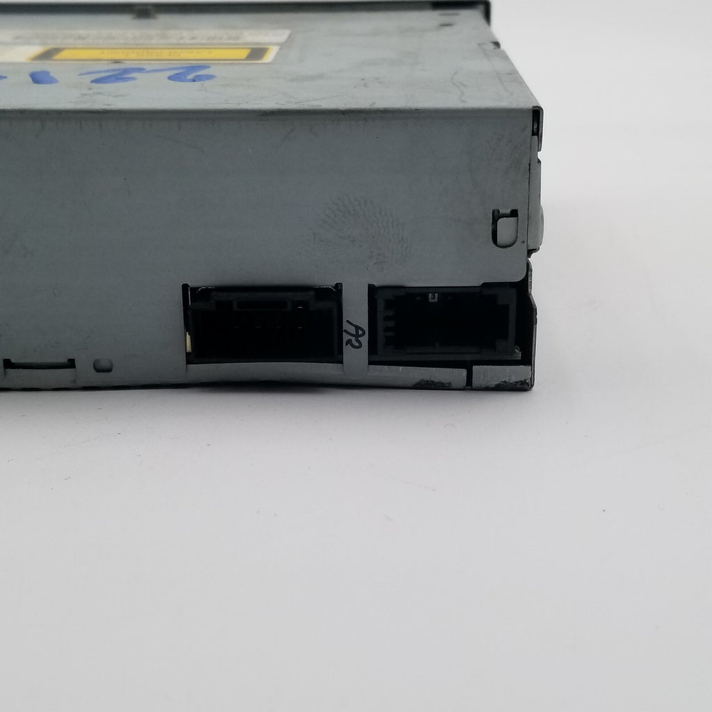 Mercedes R230 SL500 S430 S500 E350 Car Navigation DVD CD Player GPS Harman OEM