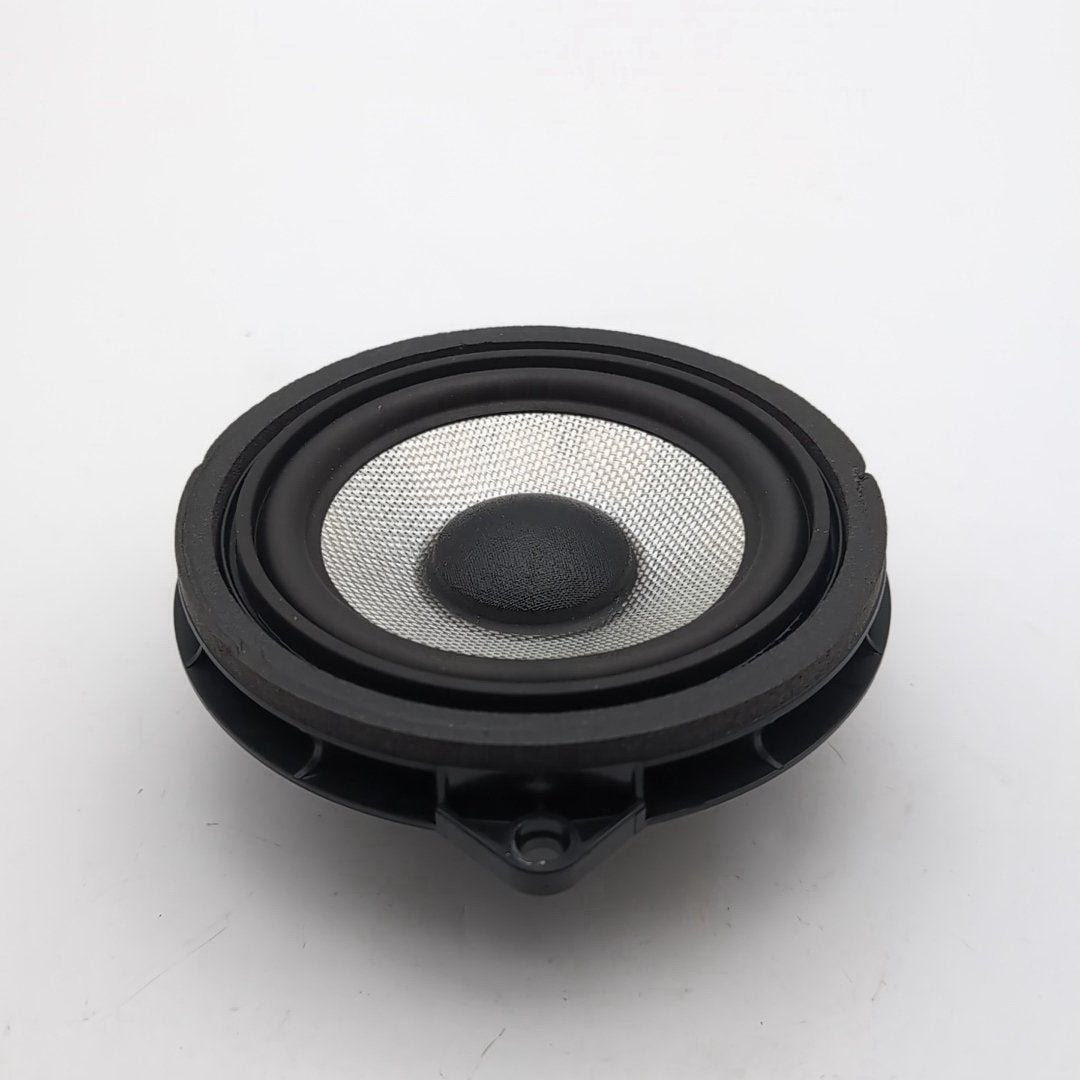 2023 - 2026 BMW 530i G60 G70 Bowers Wilkins Door Midrange Speaker 5A0F467