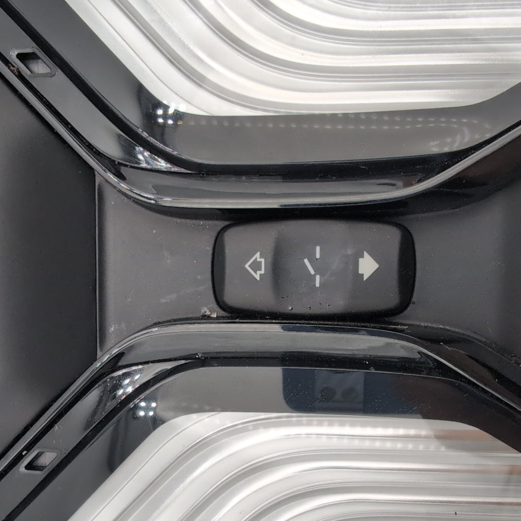 2023 - 2026 BMW 430i 330i G20 G22 G26 X3 X5 Overhead Console Dome Light 5B32494