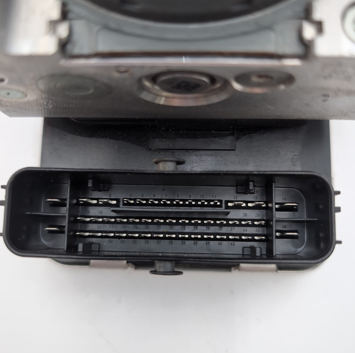 2018 2019 Chevrolet Equinox ABS Anti Lock Brake Pump 84560134