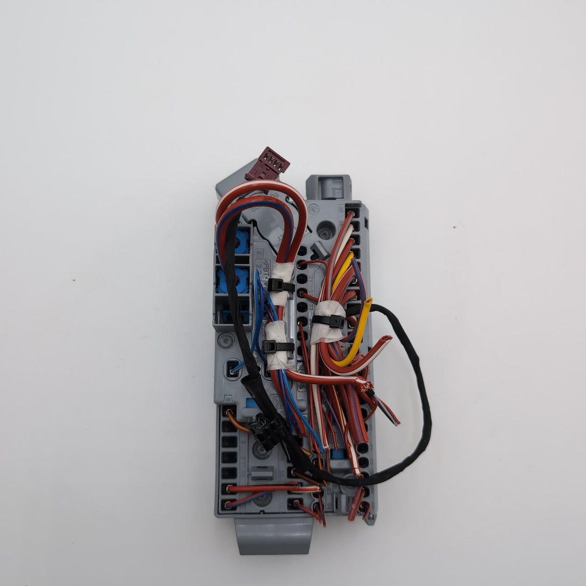 2019 - 2026 BMW X5 X6 X7 XM G20 G26 G42 G87 M3 Front Power Distribution Fuse Box