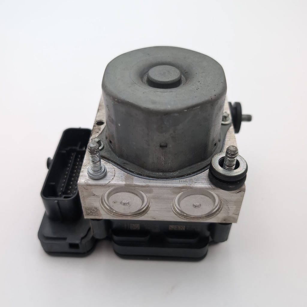 2020 2021 2022 2023 Nissan Versa ABS Anti Lock Brake Pump 476605ES0B