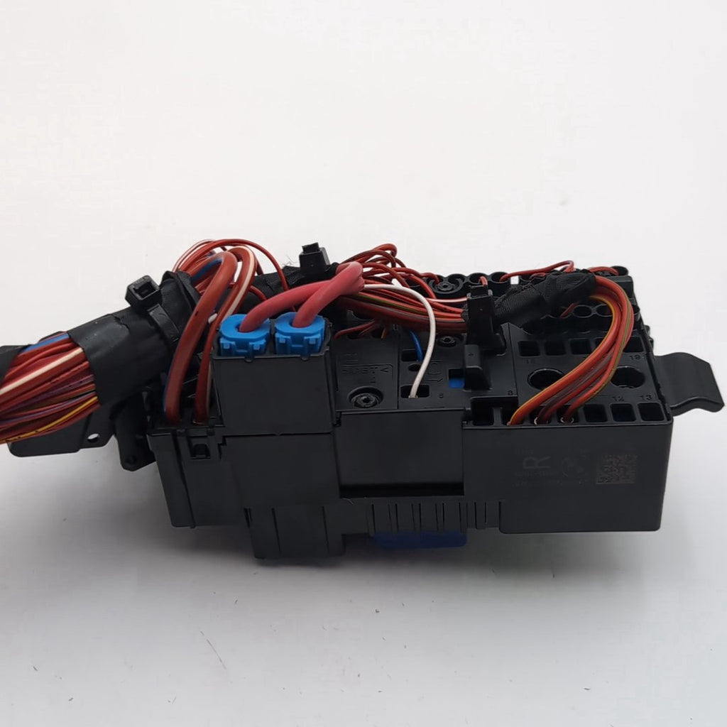 2023 - 2026 BMW 540i G60 G45 G70 G90 Power Distribution Fuse Box 5A039C3