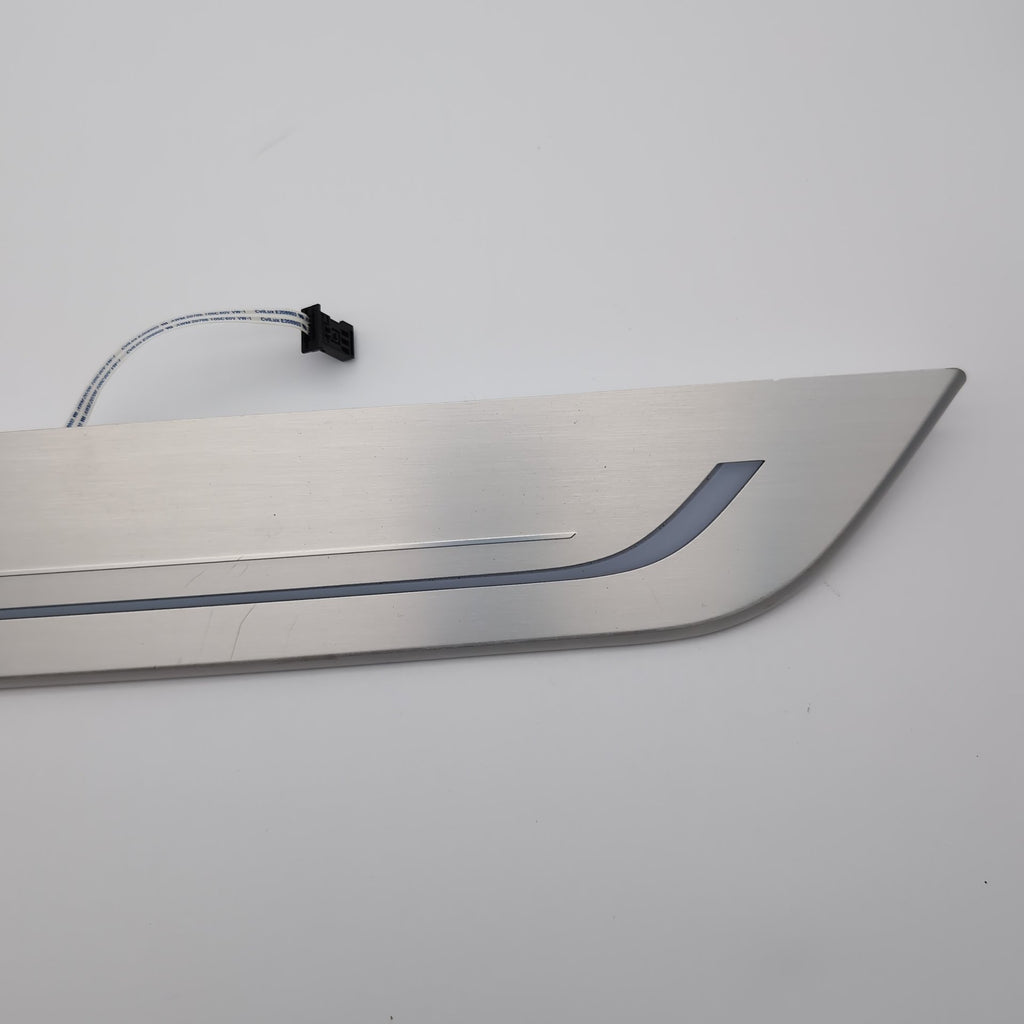 2017 2018 2019 BMW 740e Rear Left Right Illuminated Door Sill Scuff Plate Pair