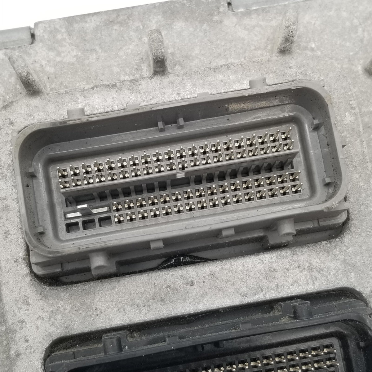 2017- 2020 Cadillac XT5 GMC Acadia Engine Computer Control Module Unit ECM Assy