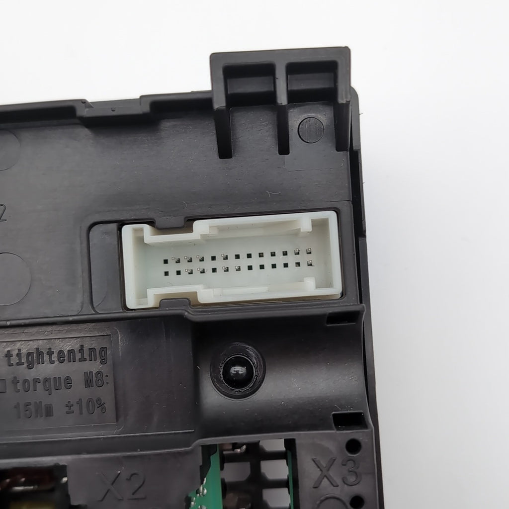 2024 BMW 330i 230I G42 G20 REAR POWER DISTRIBUTION FUSE Box 6114 5A4CFB0 - 02
