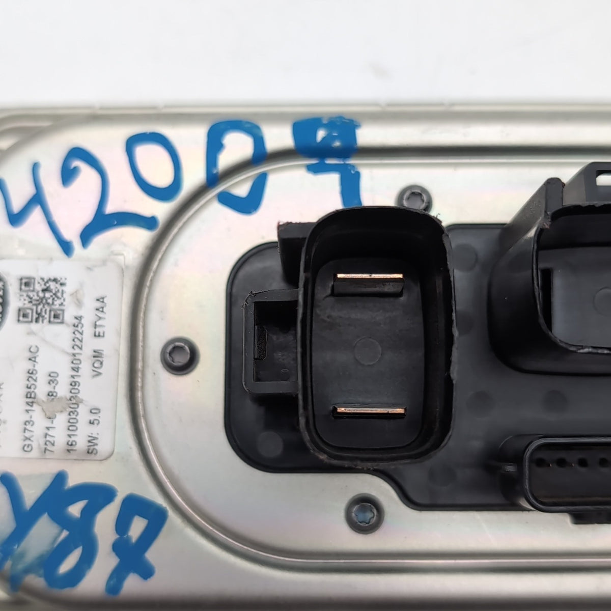2017 2018 2019 Jaguar XE Fuel Pump Computer Voltage Control Module GX7314B526AC
