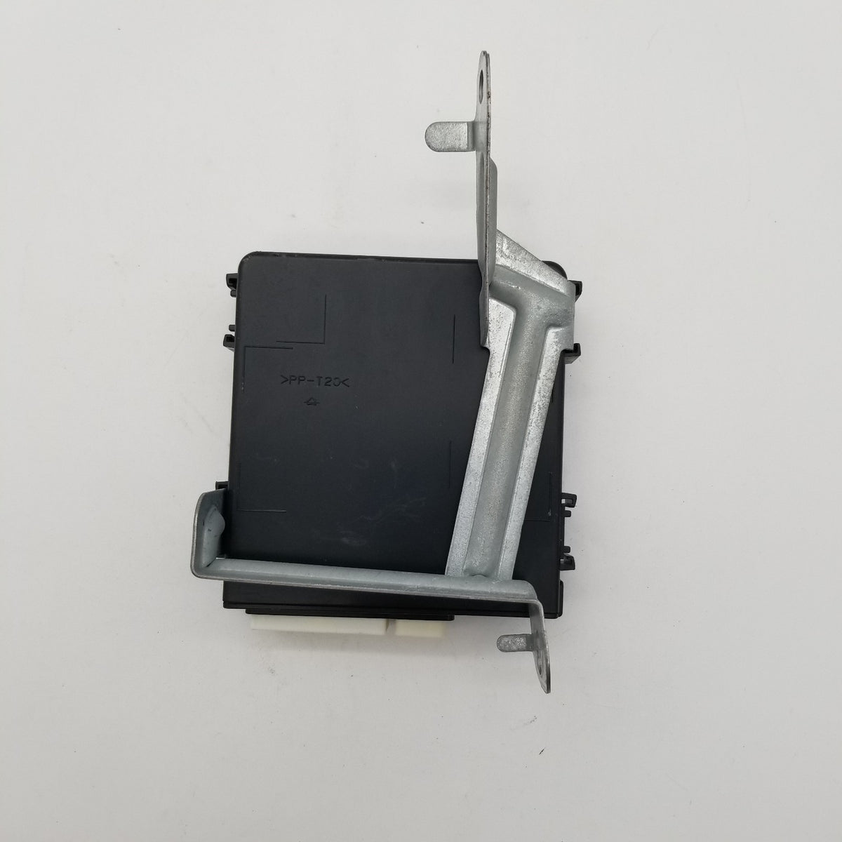 2003- 2009 Lexus GX470 Multiplex Network Body Control No.2 Unit 89226-60030