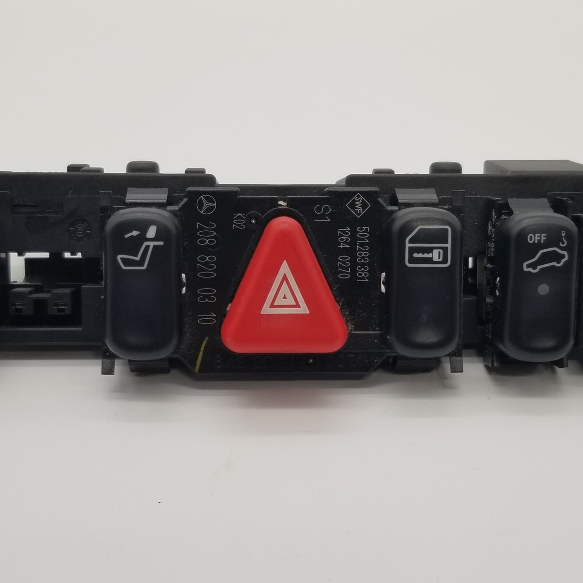1998- 2002 Mercedes W208 CLK320 E430 Hazard Door Lock Switch Control Panel