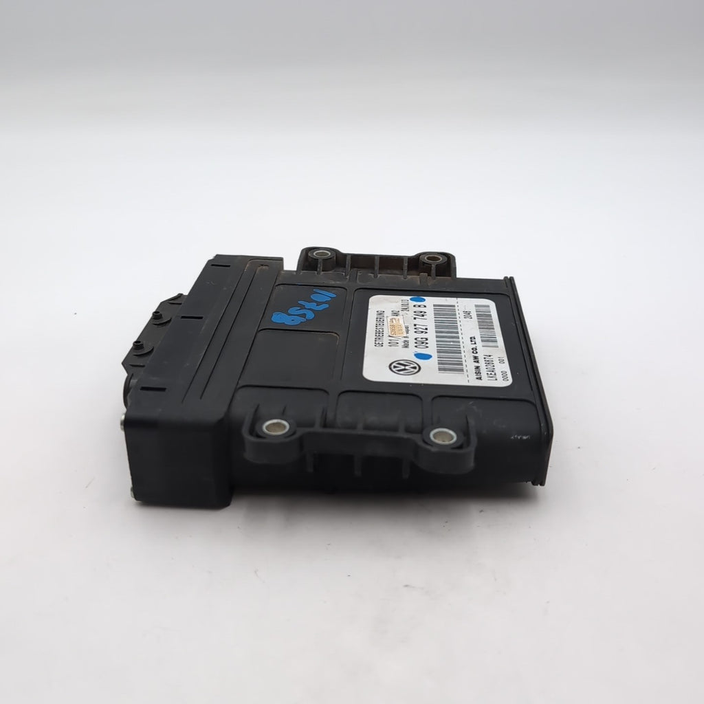 2014 2015 2016 Volkswagen Passat Transmission Control Module TCM 09G927749B