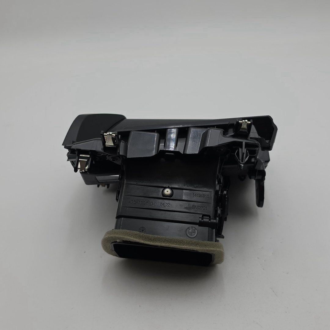 2024 - 2026 BMW 530i 540i 550e G60 Front Left Dash Air Vent Dark Oak Gloss Trim