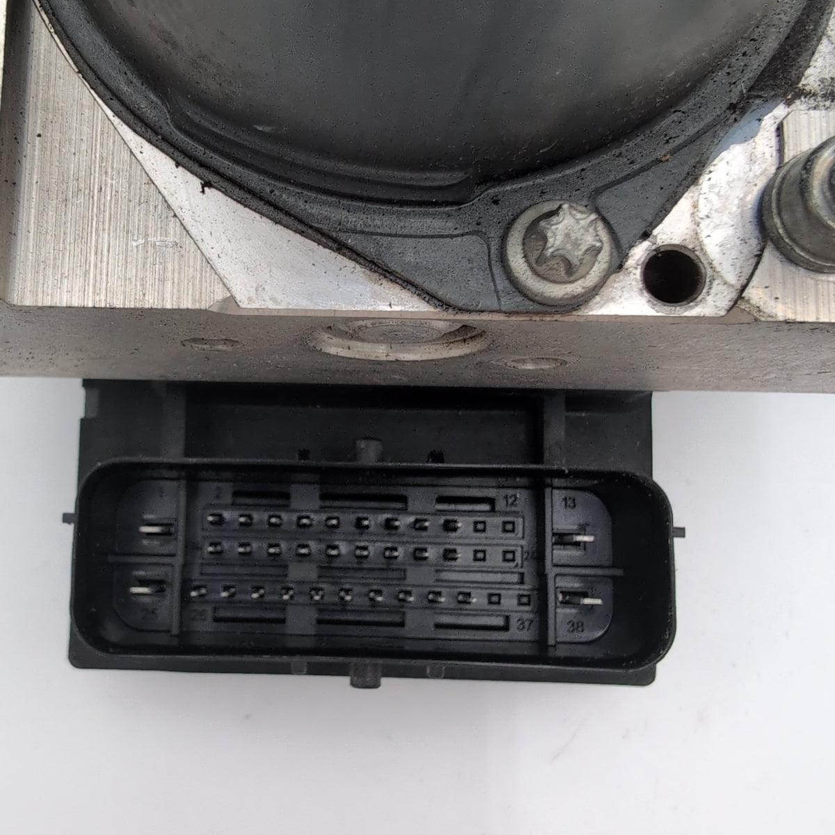 2006 Dodge Durango ABS Anti Lock Brake Pump Control Unit 52855439AC