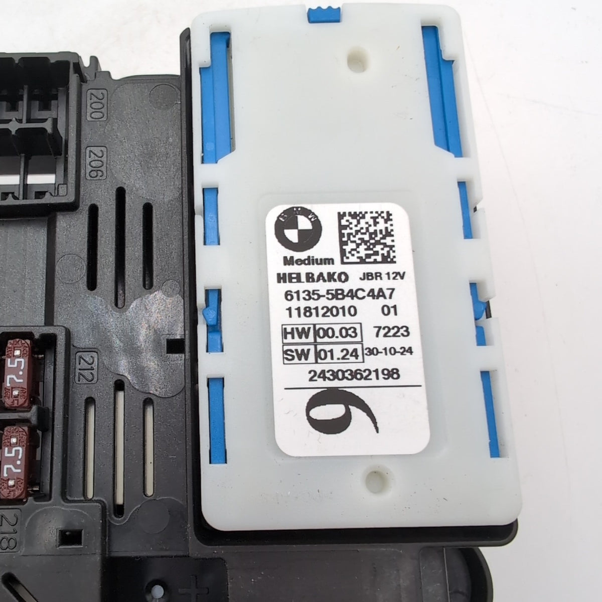 2023 - 2026 BMW 540i G60 i7 G70 X3 Rear Power Distribution Fuse Box 5A09BA7