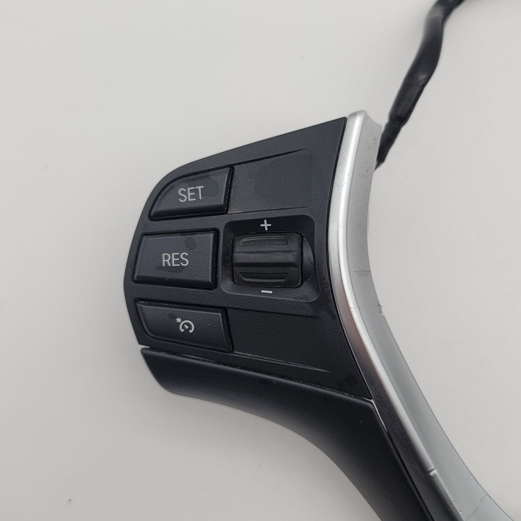 2014- 2018 BMW 330i STEERING MULTIFUNCTION CONTROL SWITCH PANEL 62563393