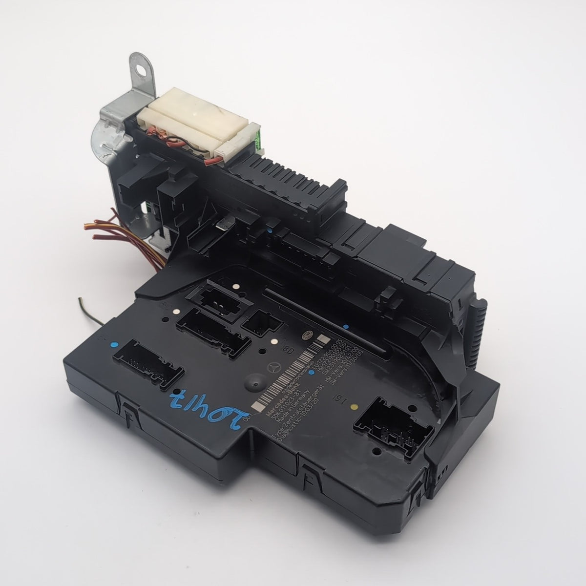 2012- 2016 Mercedes R172 SLK250 SLK350 Rear Fuse Relay Box Module A1729060005