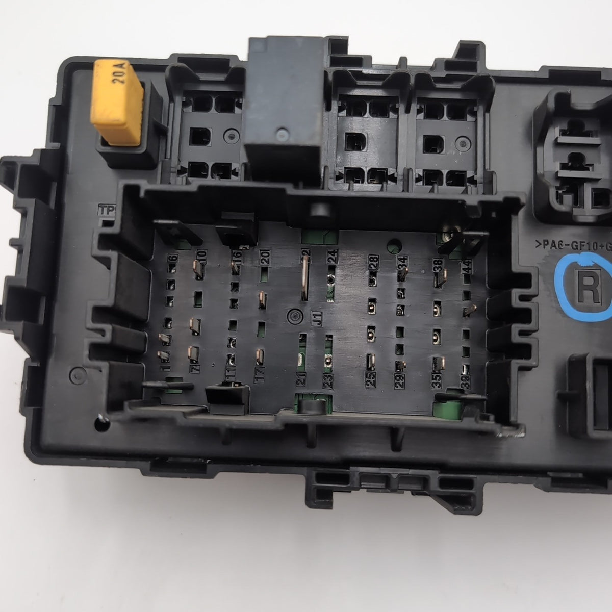 2015 2016 Cadillac Escalade Junction Fuse Box Relay OEM 22864091