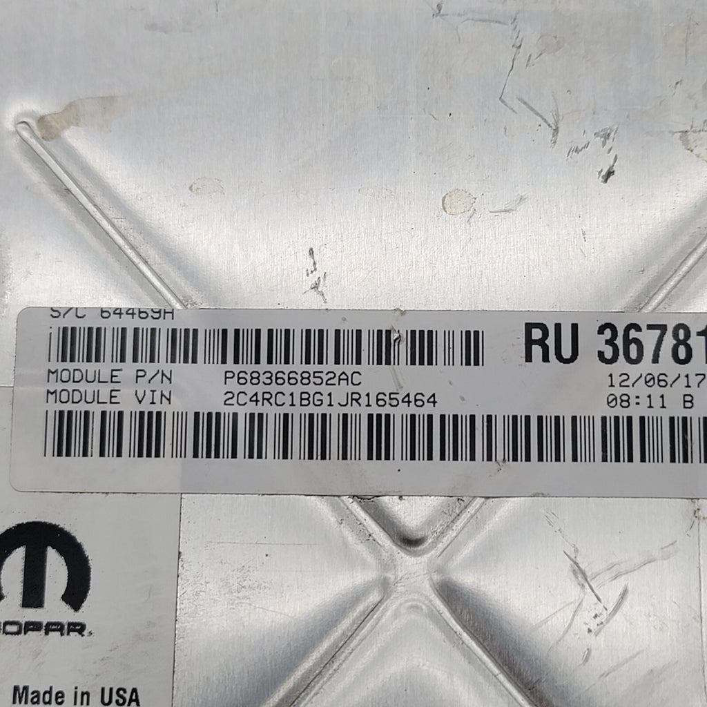 2018 2019 Chrysler Pacifica 3.6L Engine Computer Control Module ECM 68330910AA