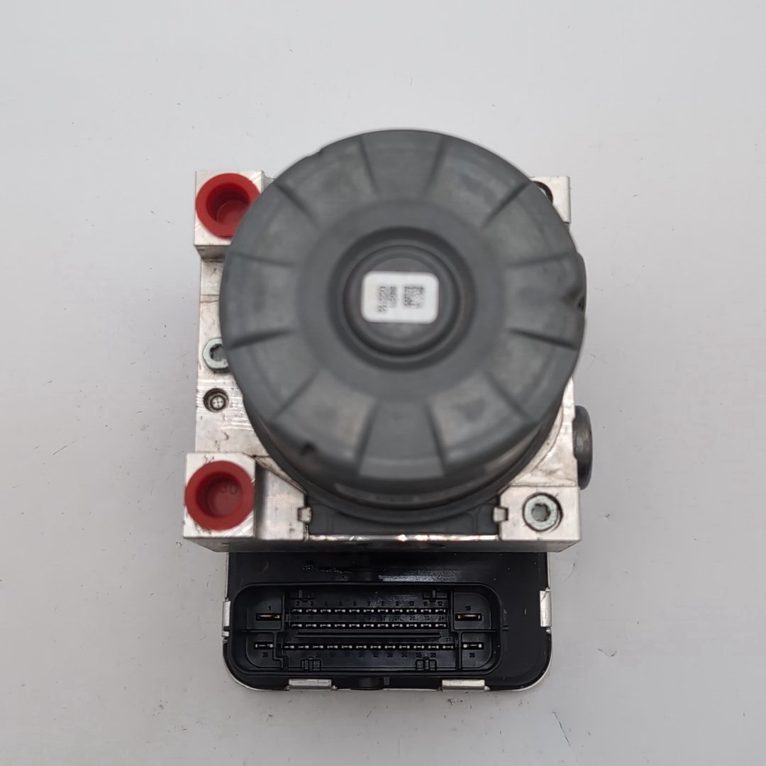 2020 2021 2022 Volkswagen Passat 2.0L ABS Anti Lock Brake Pump 561614517H