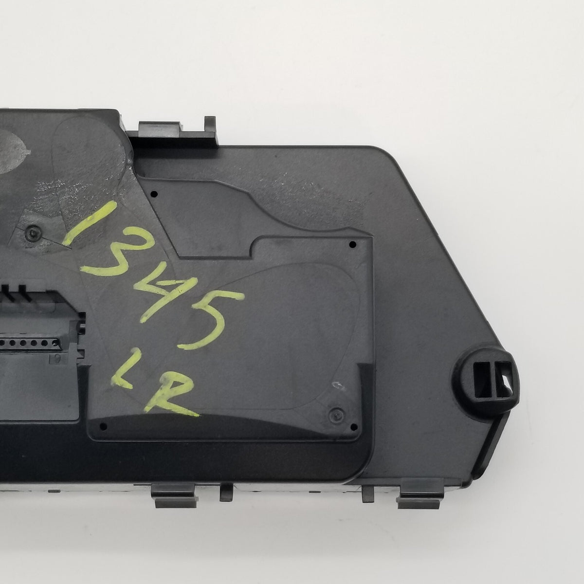 00-06 Mercedes W220 S500 Rear Left Driver Side Seat Switch Module 2208211558