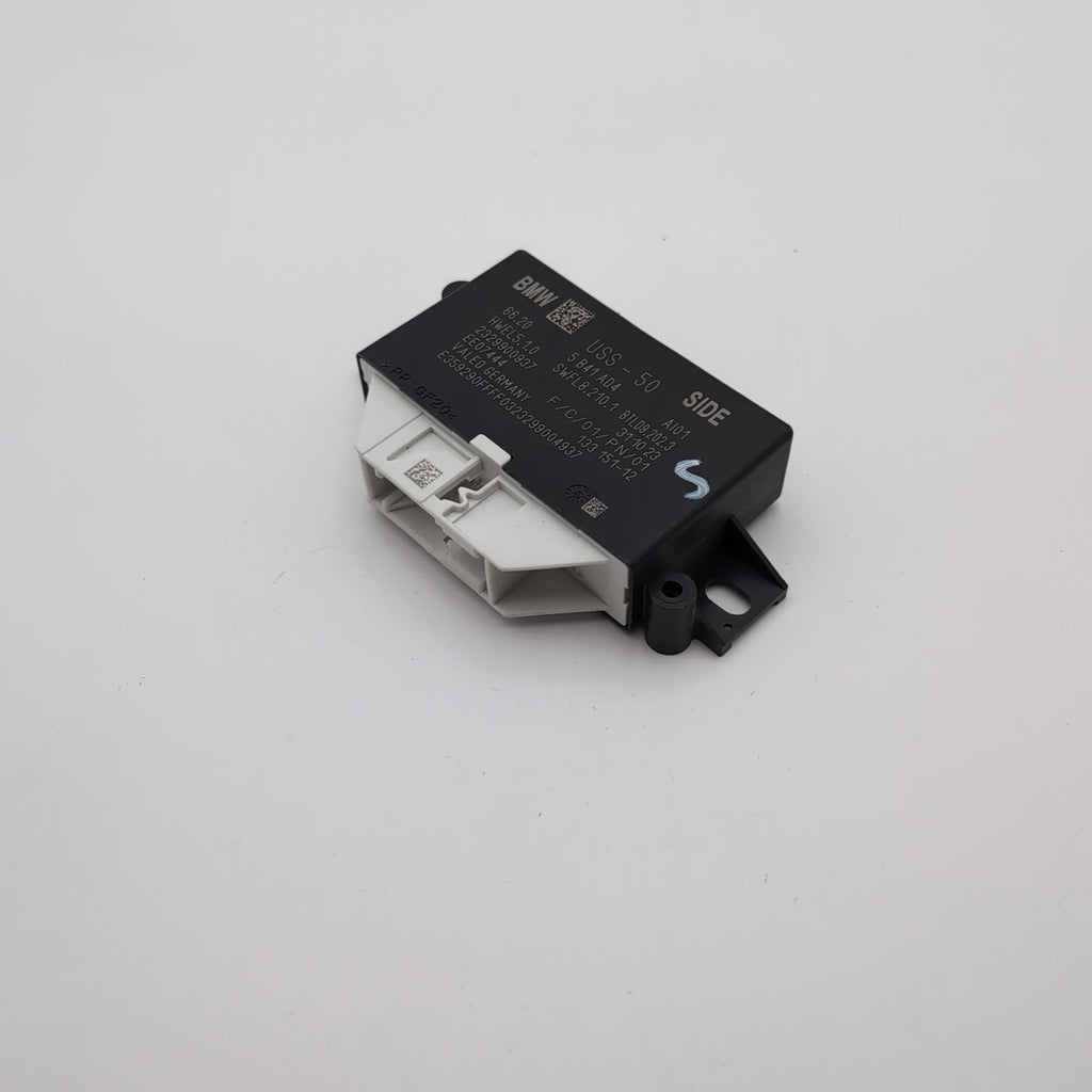 2024 2025 BMW i7 G70 PDC Parking Ultra Sonic Sensor Control Module 5B41AD4