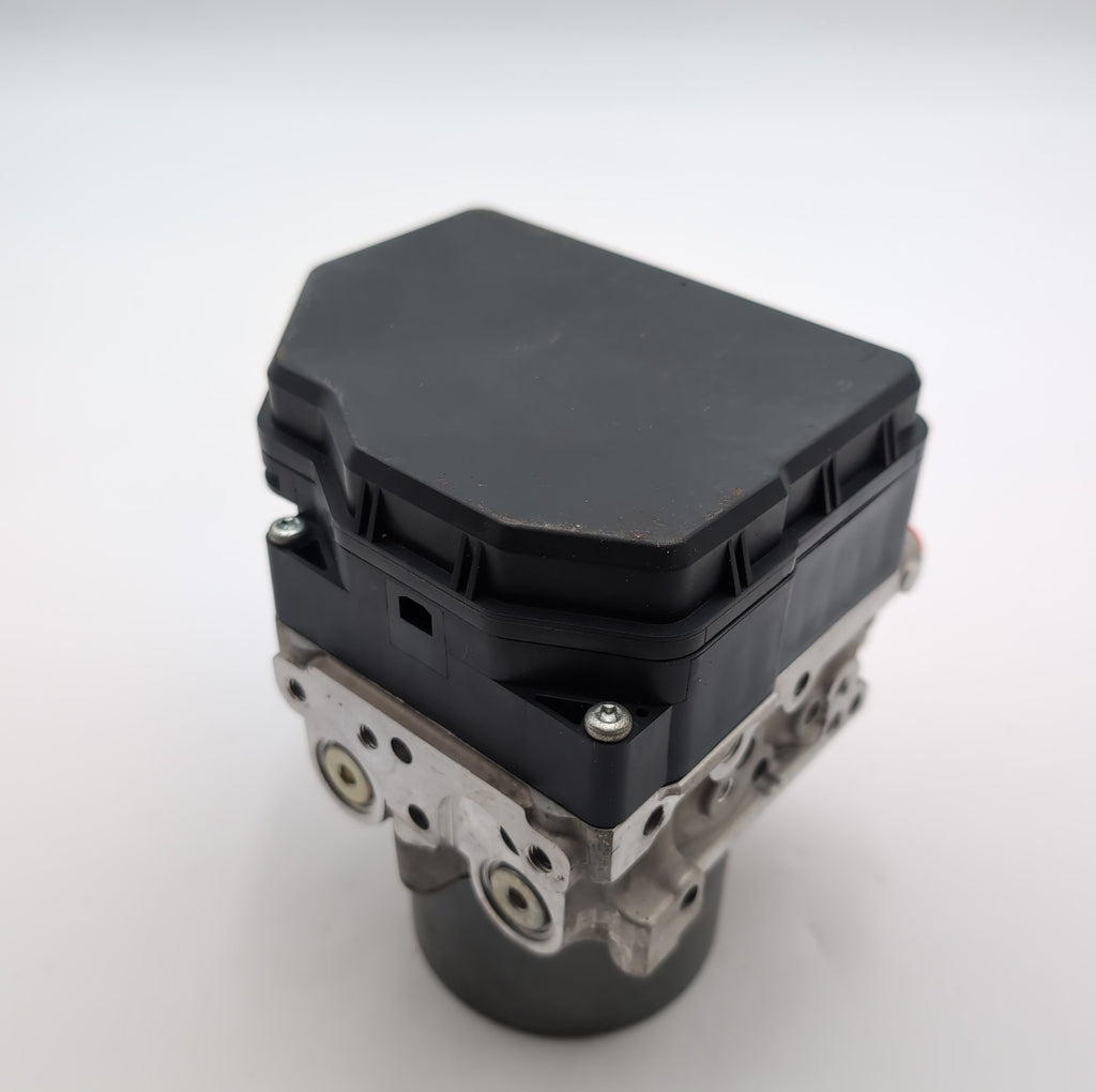 2018 2019 Infiniti Q50 3.0L ABS Anti Lock Brake Pump Control Unit 476604GU1A
