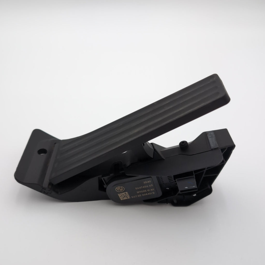2021 - 2026 BMW 330i G20 X3 X4 X5 X7 Gas Accelerator Pedal 5A47456