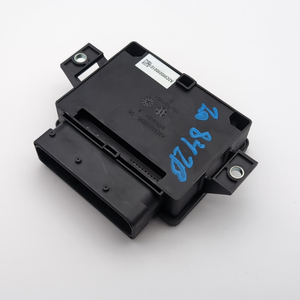 2015 2016 2017 2018 Porsche Macan Parking Brake Control Module OEM 95B907801C