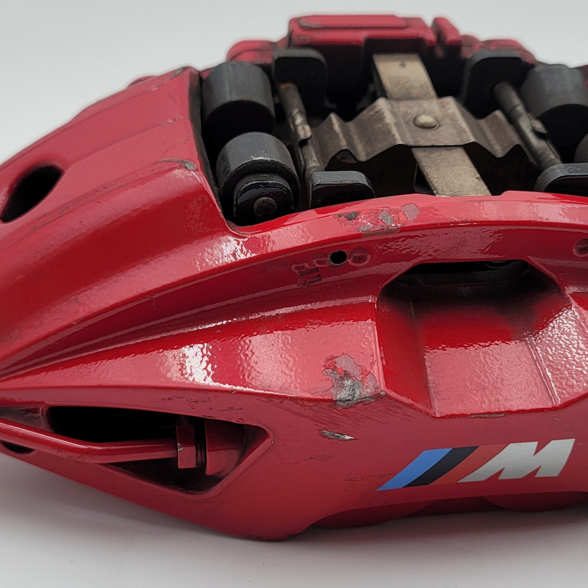 2023 2024 BMW 330I G20 Front Right Brake Caliper 8844348 RED