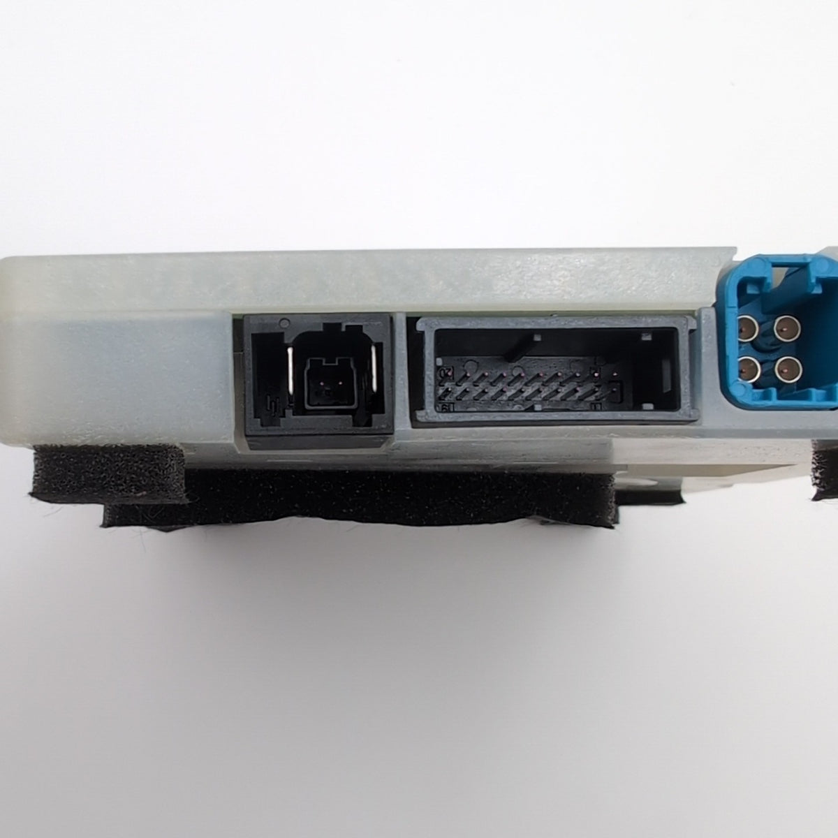 2025 BMW 330i G20 X1 U11 X3 G45 Antenna Telematics Control Module 5B5C761