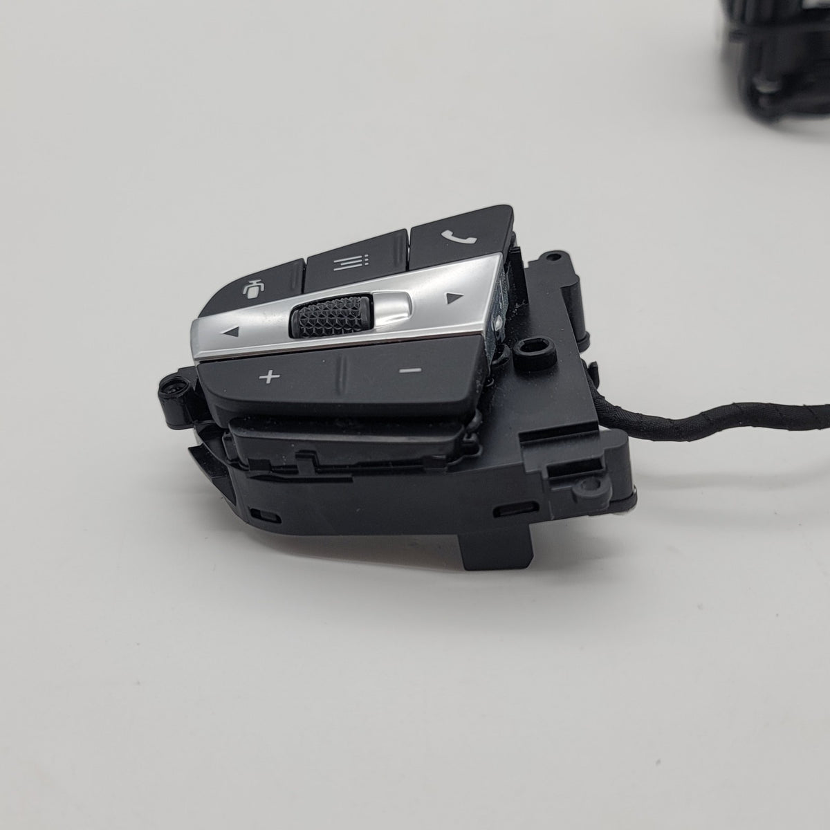 BMW G42 G29 G20 G22 G26 F40 F44 Steering Multifunctional Control Switch OEM