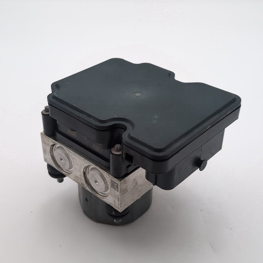 2019 2020 Nissan Altima ABS Anti Lock Brake Pump 476606CD0A