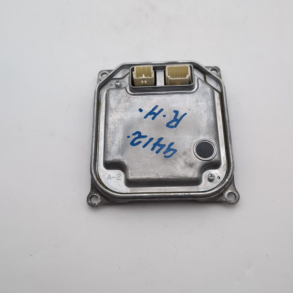 2010 Lexus RX450h LED Headlight Computer Control Module Ballast 85967-47010