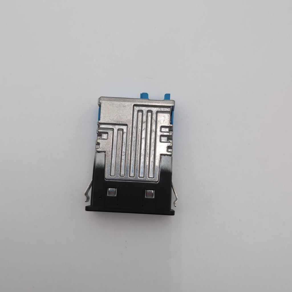 2019 - 2026 BMW G20 G21 G22 G26 G15 G30 G31 X3 Single USB Socket Port 5B51C70