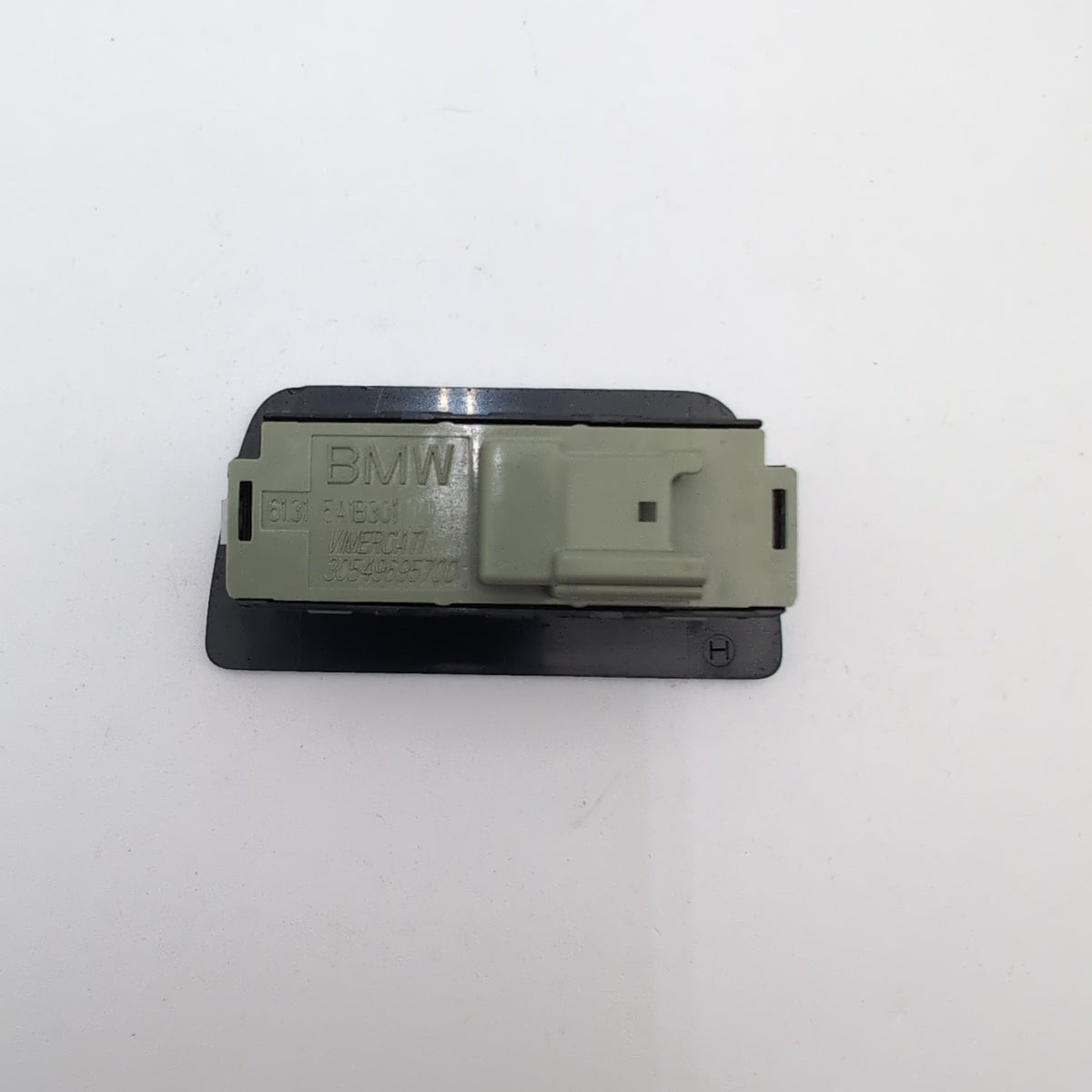 2021 - 2026 BMW 540i 530i i5 G60 M5 X1 X2 X3 Trunk Lid Tailgate Switch Button