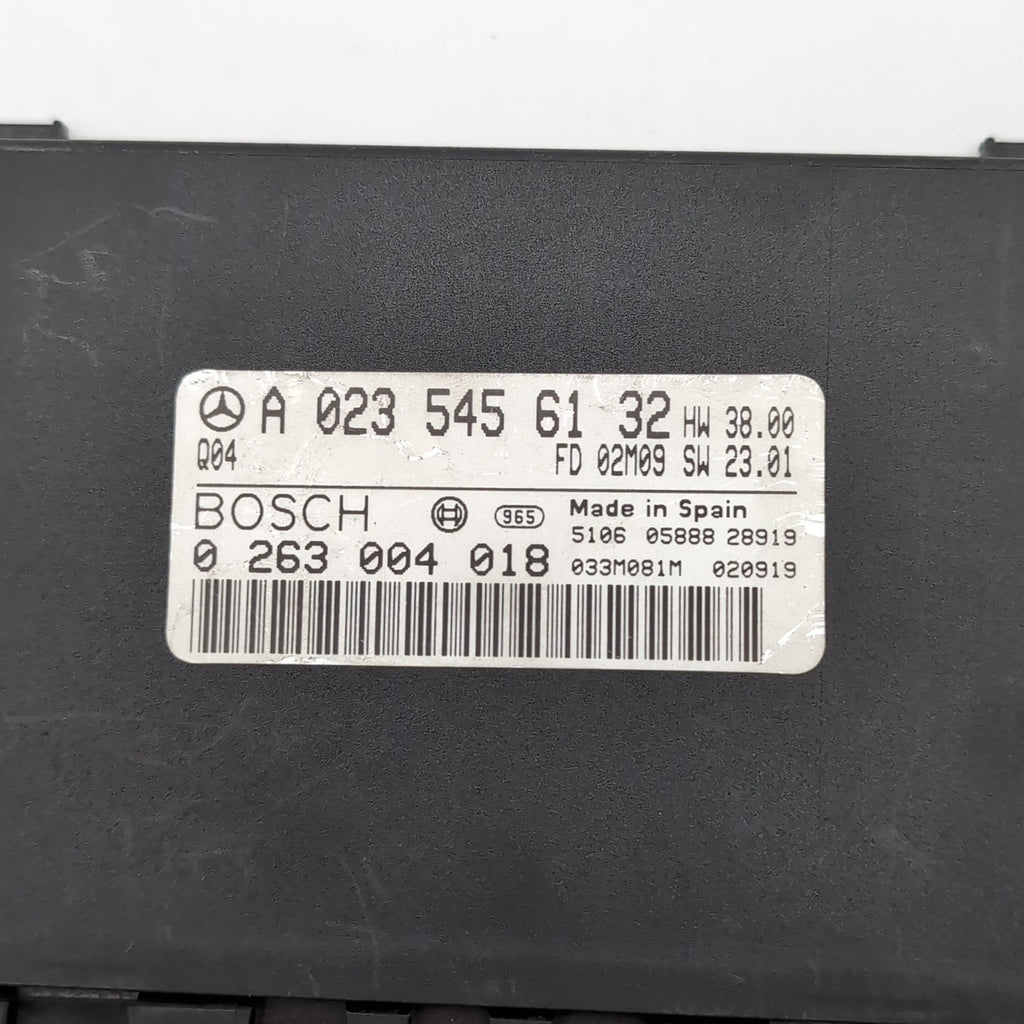 2003- 2006 Mercedes SL500 SL55 SL600 R230 Parktronic Control Module A0235456132