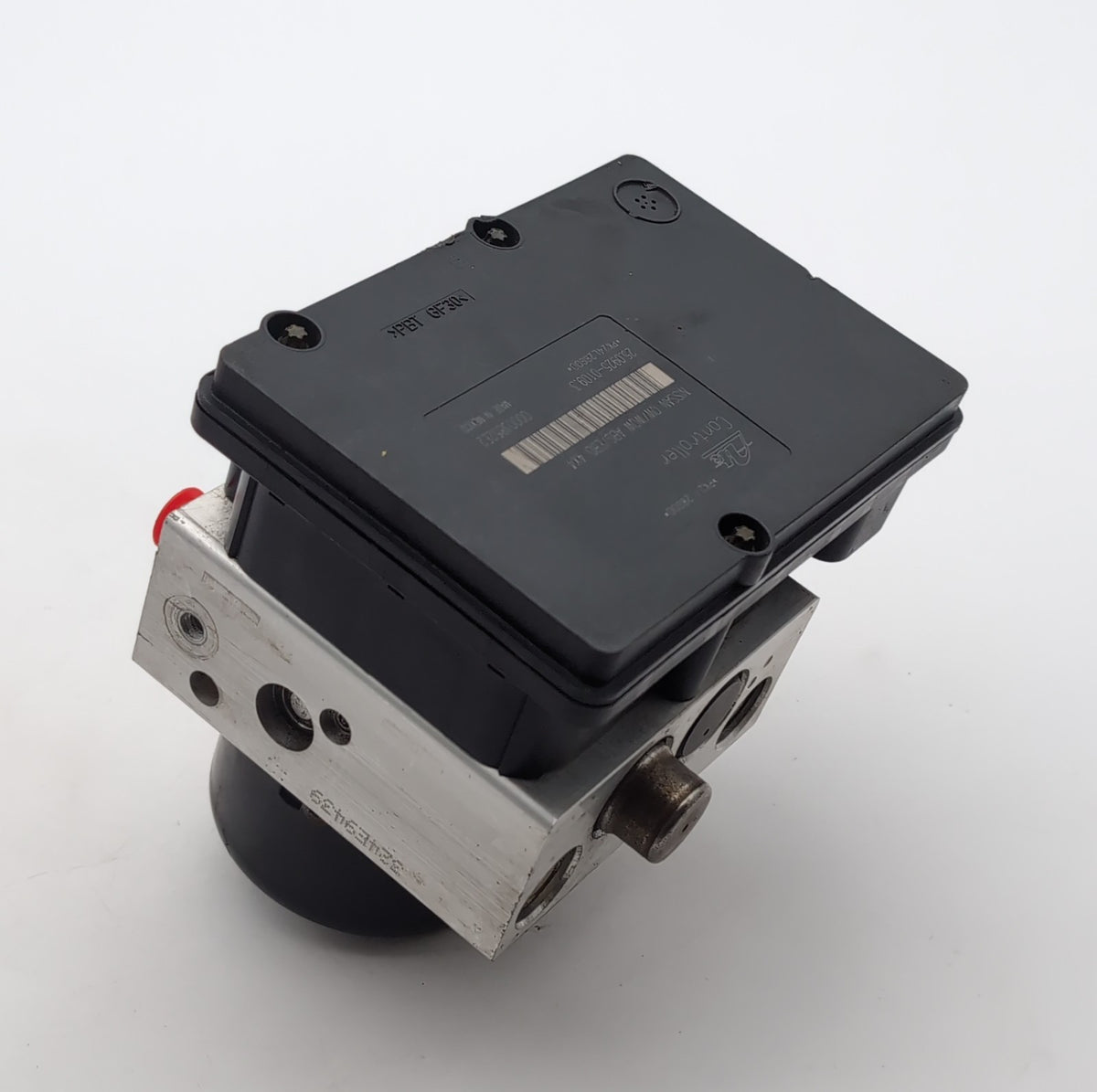 2003 2004 Nissan Xterra 3.3L ABS Anti Lock Brake Pump Control Unit 476601Z670