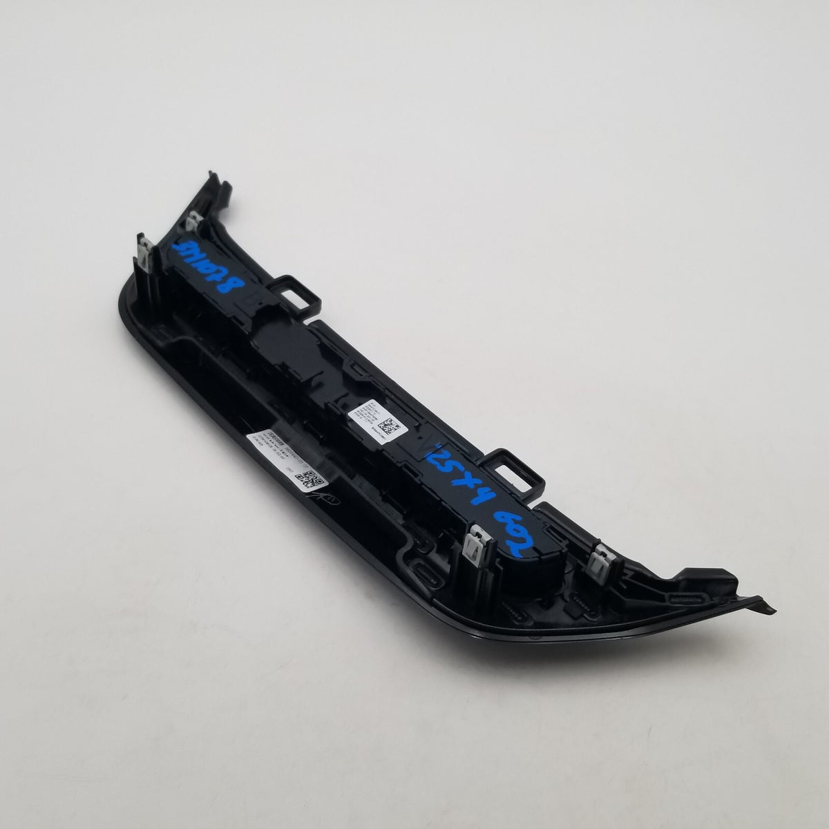 BMW X3 X4 X3M X4M Center Console Radio Stereo Control Trim Panel 2022 2023 OEM