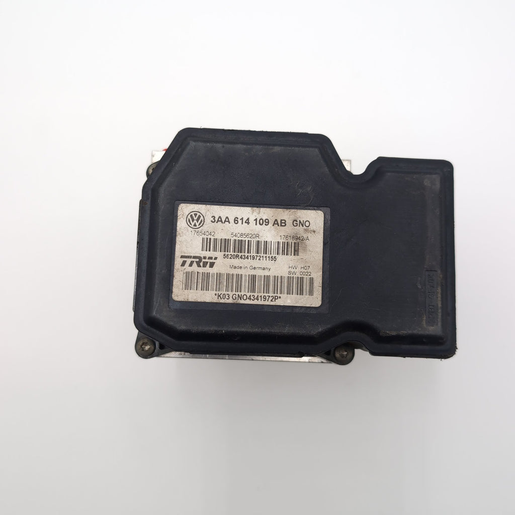 2011 2012 Volkswagen CC ABS Anti Lock Brake Pump 3AA614109AB