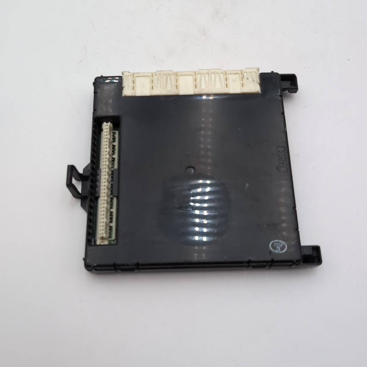 2010 2011 Toyota Prius MPX Multiplex Body Control Module 89221-47130