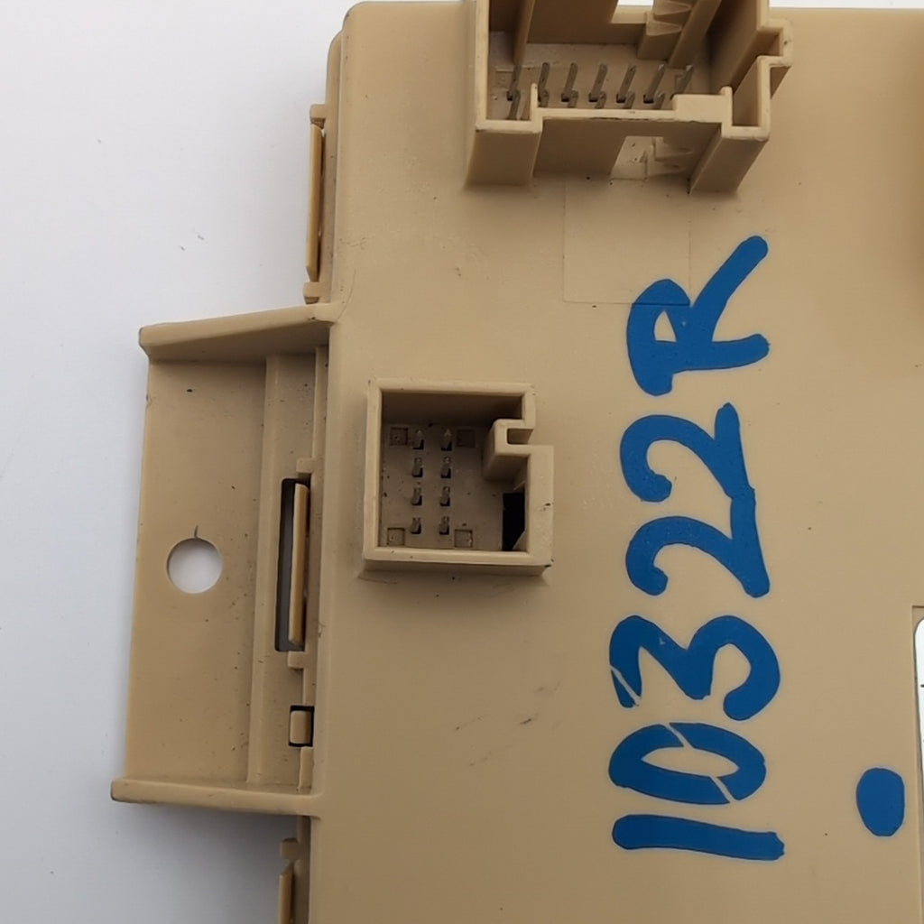 2014 2015 2016 Mercedes E63 S W212 Driver Control Module OEM A0009009903